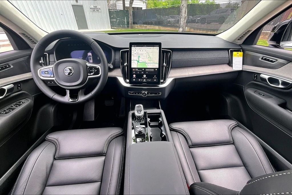 2026 Volvo XC90 Plug-In Hybrid T8 Ultra