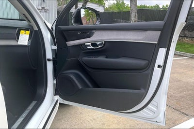 2026 Volvo XC90 Plug-In Hybrid T8 Ultra