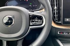 2026 Volvo XC60 Plug-In Hybrid T8 Plus