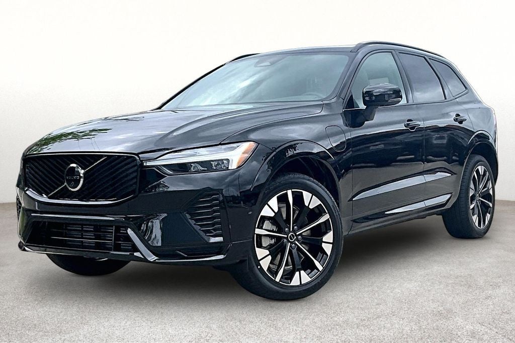 2026 Volvo XC60 Plug-In Hybrid T8 Plus