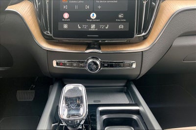 2026 Volvo XC60 Plug-In Hybrid T8 Plus