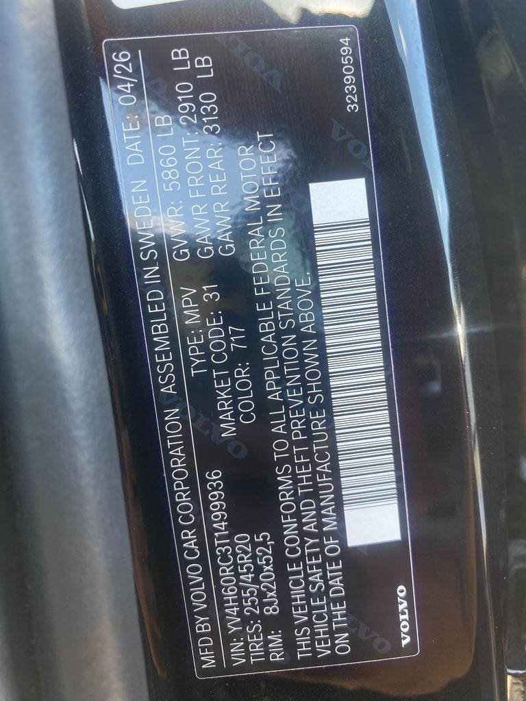 2026 Volvo XC60 Plug-In Hybrid T8 Plus