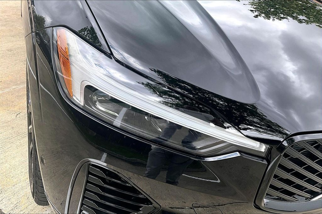 2026 Volvo XC60 Plug-In Hybrid T8 Plus