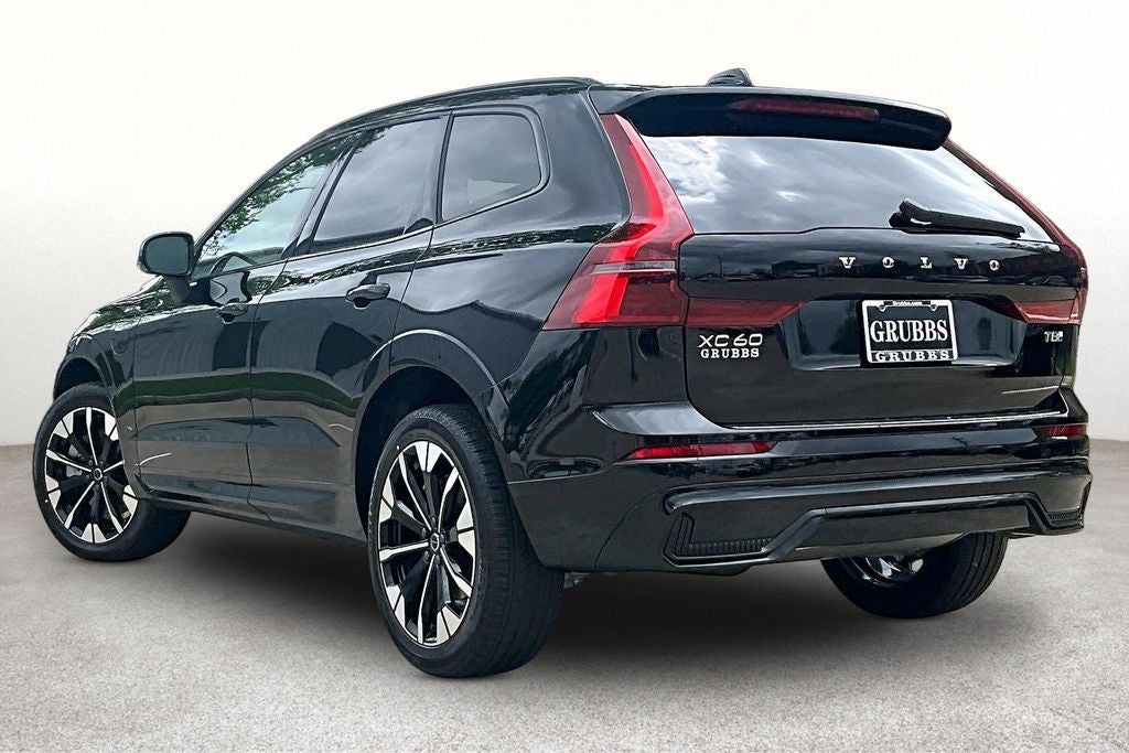2026 Volvo XC60 Plug-In Hybrid T8 Plus