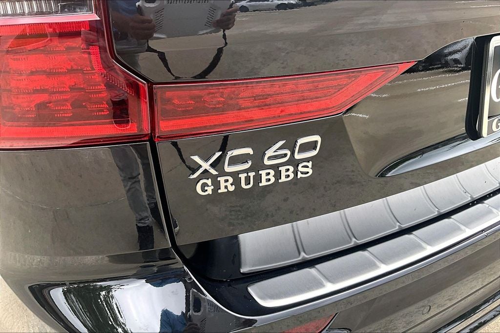 2026 Volvo XC60 Plug-In Hybrid T8 Plus