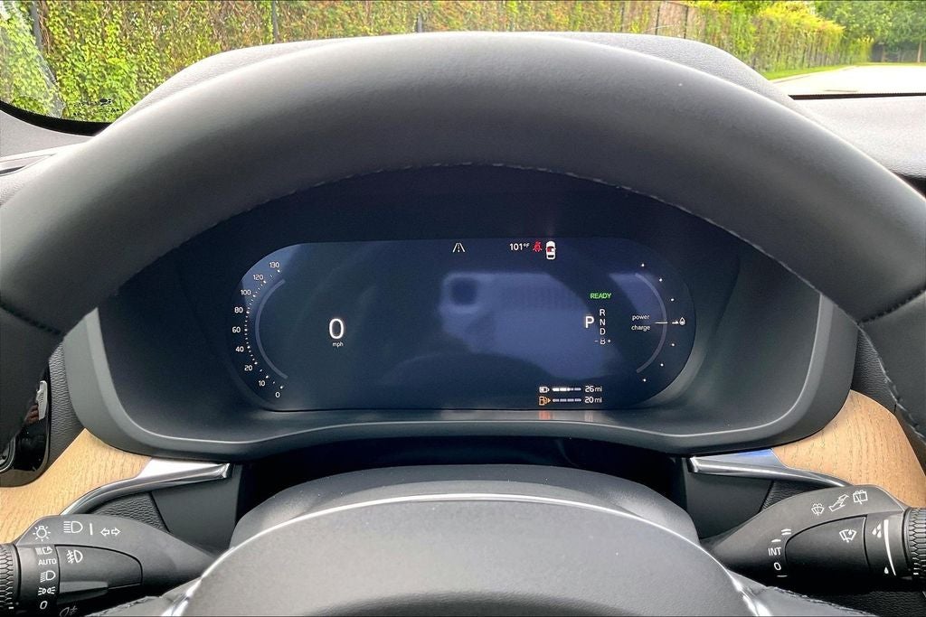 2026 Volvo XC60 Plug-In Hybrid T8 Plus