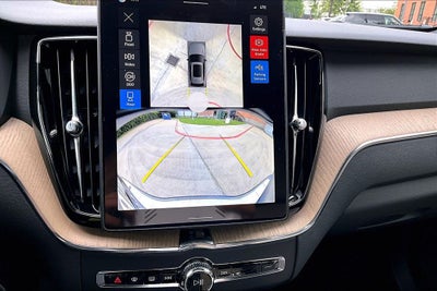2026 Volvo XC60 Plug-In Hybrid T8 Plus