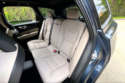 2026 Volvo XC60 Plug-In Hybrid T8 Plus