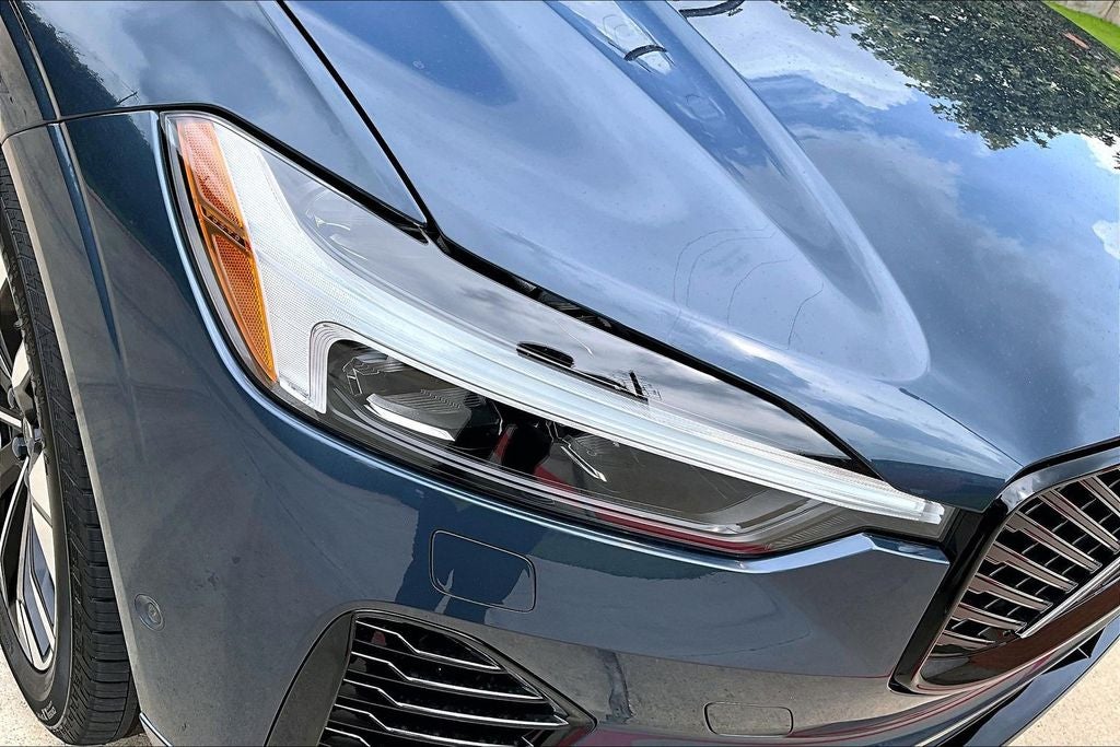 2026 Volvo XC60 Plug-In Hybrid T8 Plus