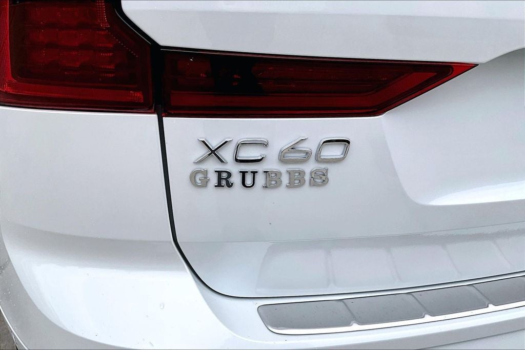 2026 Volvo XC60 Plug-In Hybrid T8 Plus