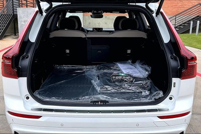 2026 Volvo XC60 Plug-In Hybrid T8 Plus