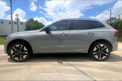 2026 Volvo XC60 Plug-In Hybrid T8 Plus