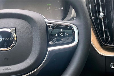 2026 Volvo XC60 Plug-In Hybrid T8 Plus