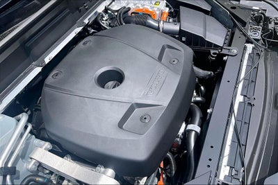 2026 Volvo XC60 Plug-In Hybrid T8 Plus
