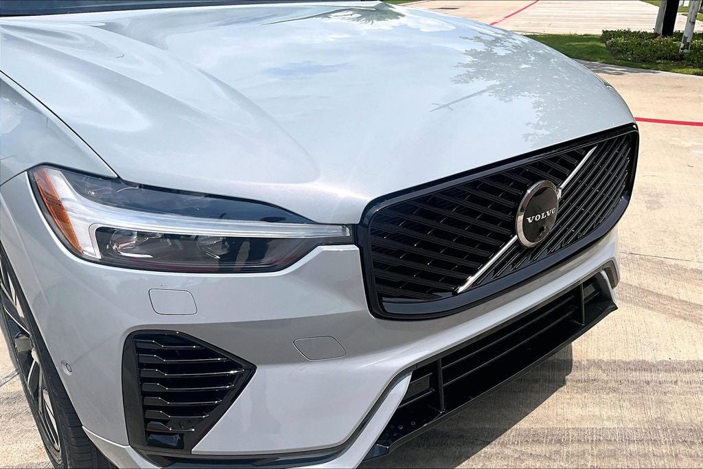 2026 Volvo XC60 Plug-In Hybrid T8 Plus