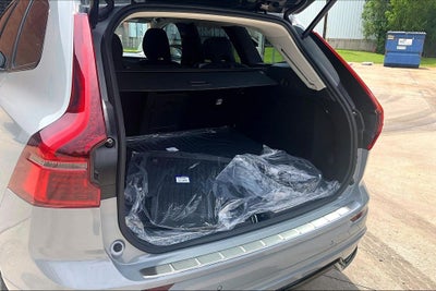 2026 Volvo XC60 Plug-In Hybrid T8 Plus