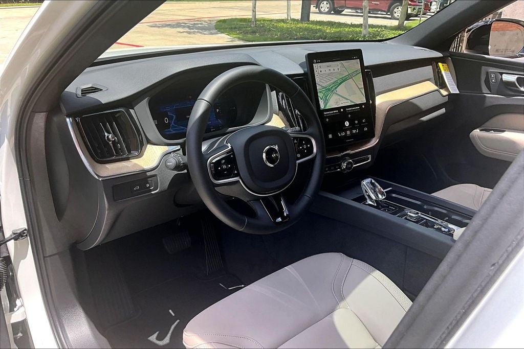 2026 Volvo XC60 Plug-In Hybrid T8 Core