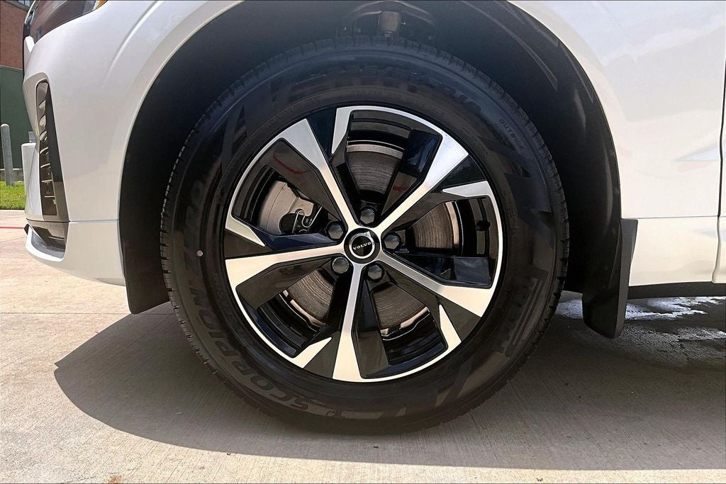 2026 Volvo XC60 Plug-In Hybrid T8 Core