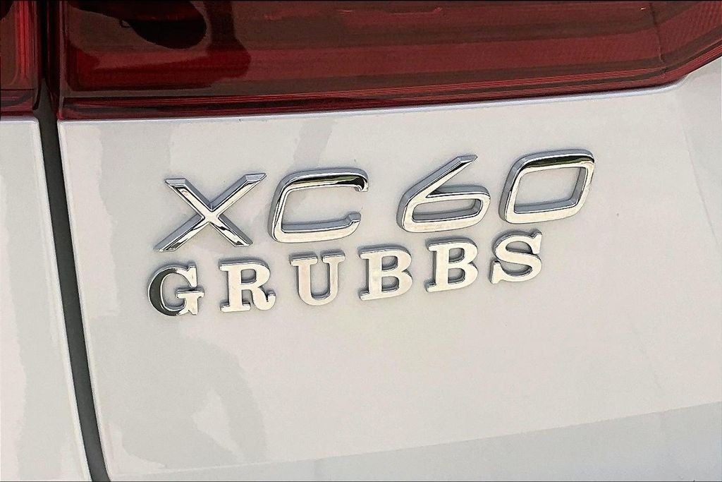 2026 Volvo XC60 Plug-In Hybrid T8 Core