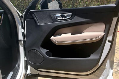 2026 Volvo XC60 Plug-In Hybrid T8 Core