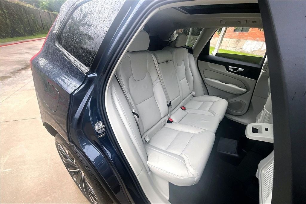 2026 Volvo XC60 Plug-In Hybrid T8 Ultra