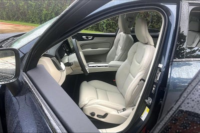 2026 Volvo XC60 Plug-In Hybrid T8 Ultra