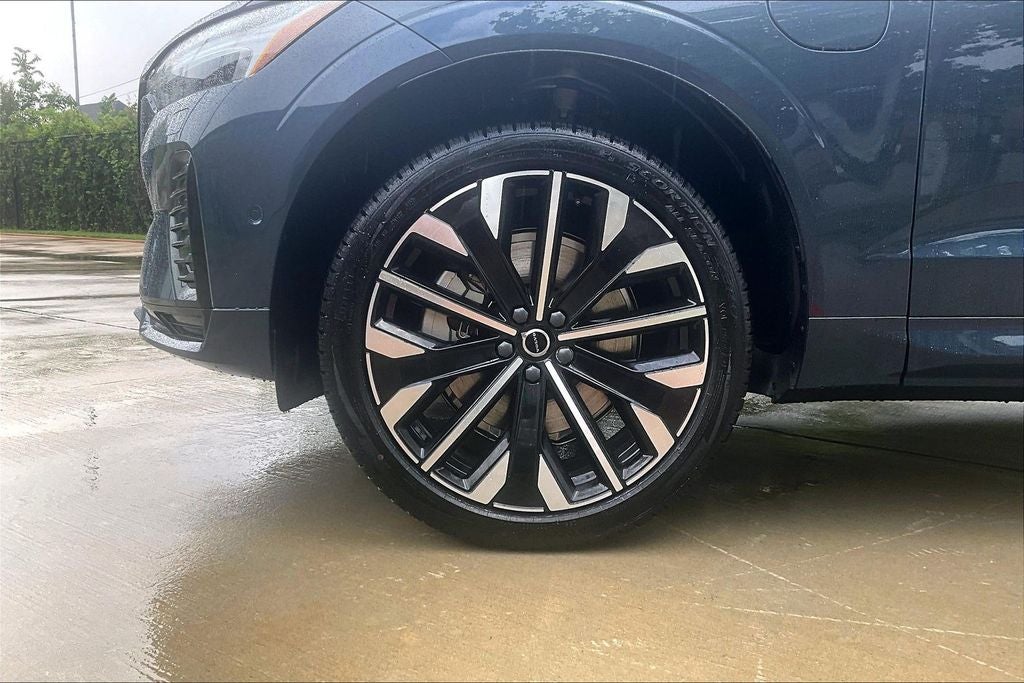 2026 Volvo XC60 Plug-In Hybrid T8 Ultra