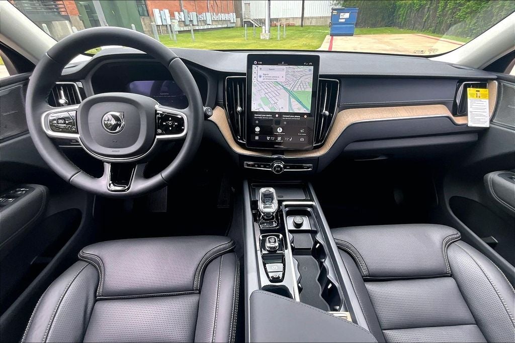 2026 Volvo XC60 Plug-In Hybrid T8 Ultra