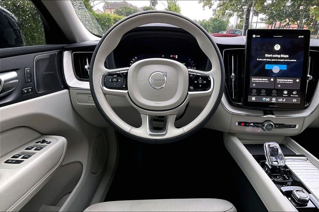 2026 Volvo XC60 Plug-In Hybrid T8 Ultra