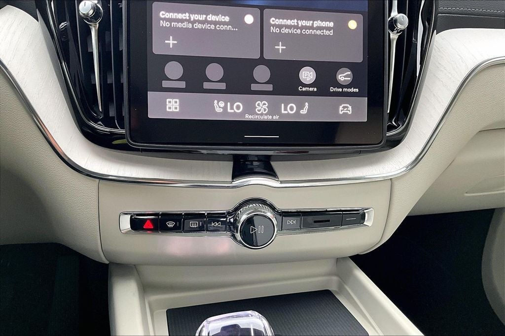 2026 Volvo XC60 Plug-In Hybrid T8 Ultra