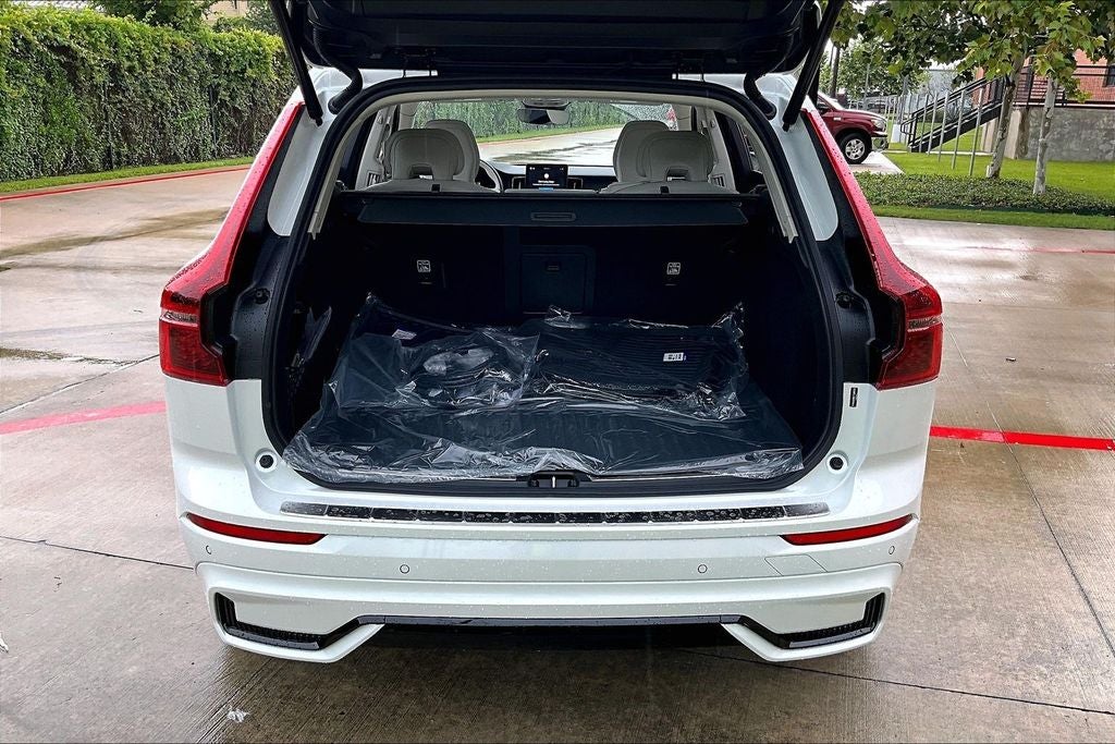 2026 Volvo XC60 Plug-In Hybrid T8 Ultra