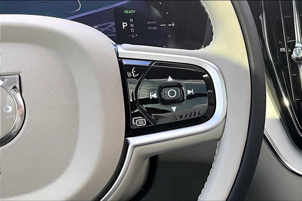 2026 Volvo XC60 Plug-In Hybrid T8 Ultra