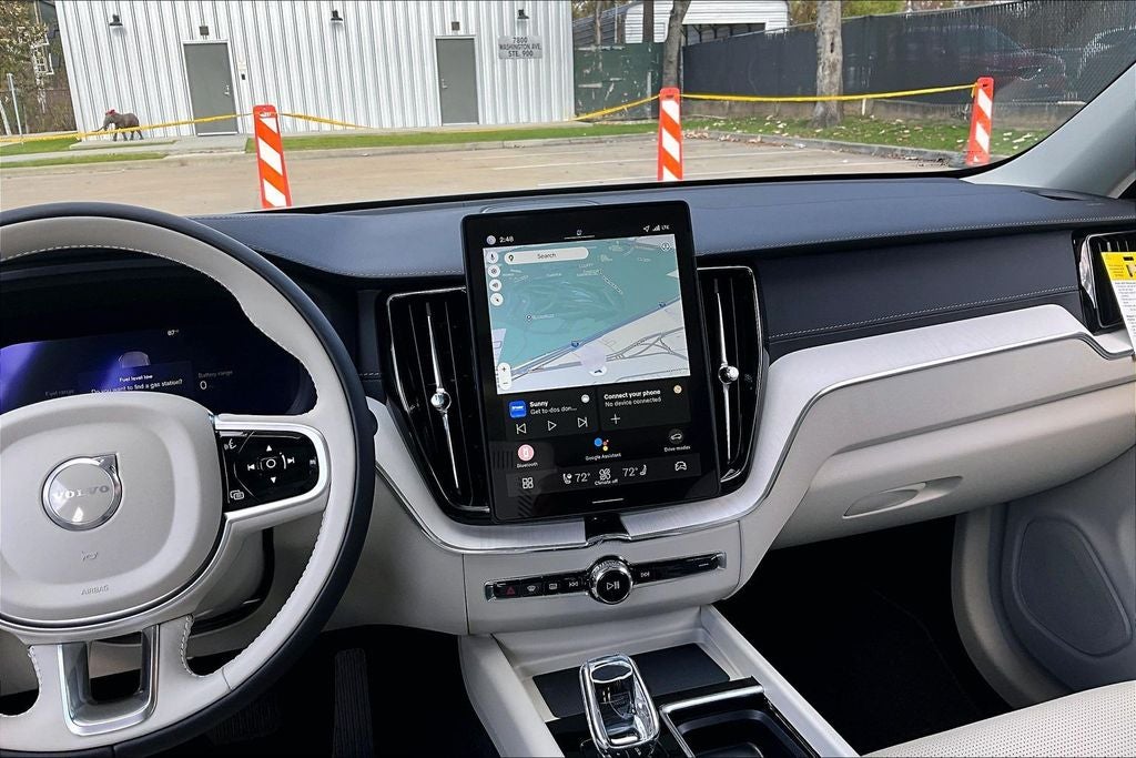 2026 Volvo XC60 Plug-In Hybrid T8 Ultra