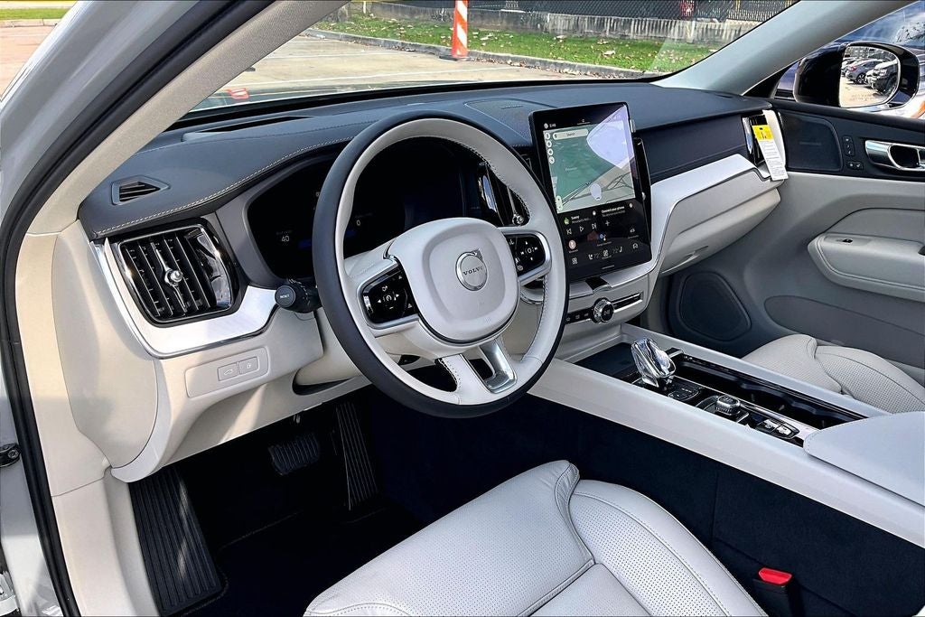 2026 Volvo XC60 Plug-In Hybrid T8 Ultra