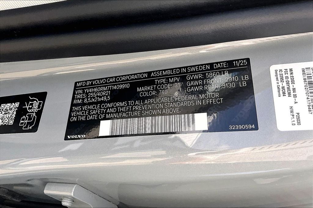 2026 Volvo XC60 Plug-In Hybrid T8 Ultra