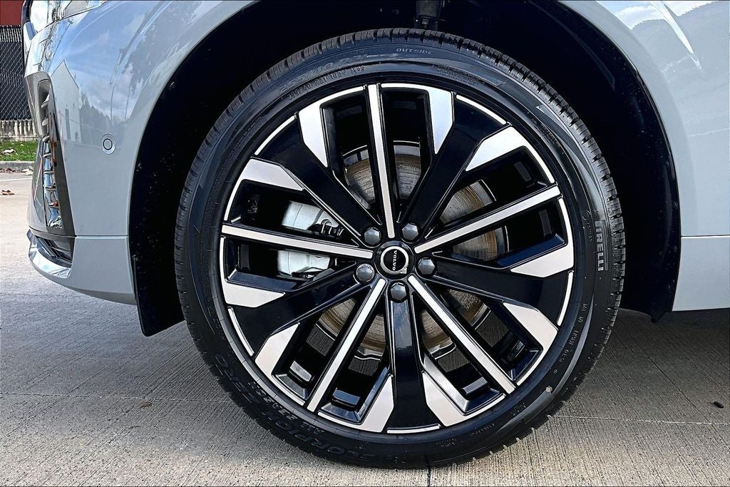 2026 Volvo XC60 Plug-In Hybrid T8 Ultra