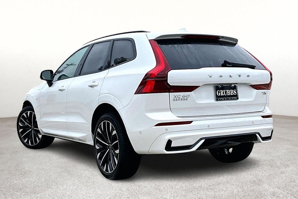 2026 Volvo XC60 Plug-In Hybrid T8 Ultra
