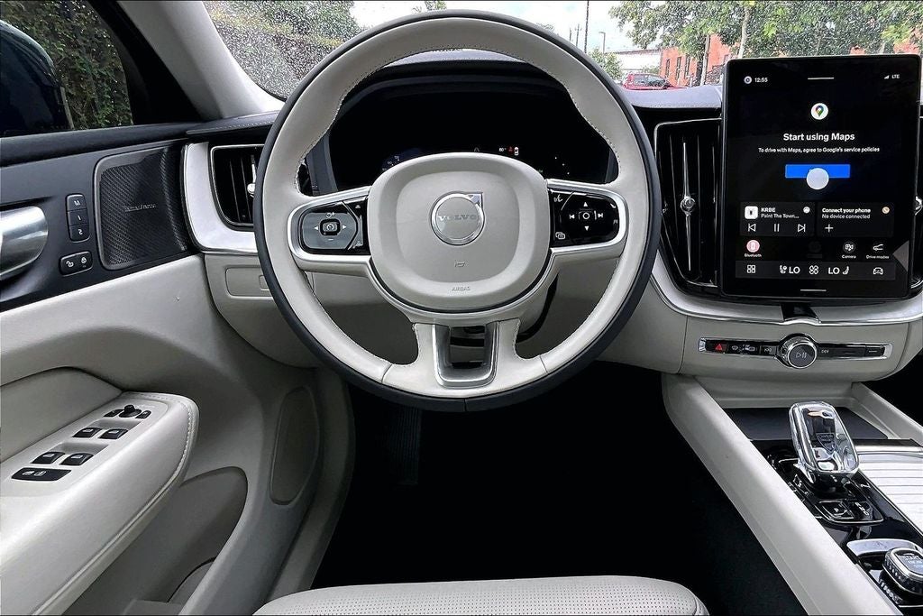 2026 Volvo XC60 Plug-In Hybrid T8 Ultra