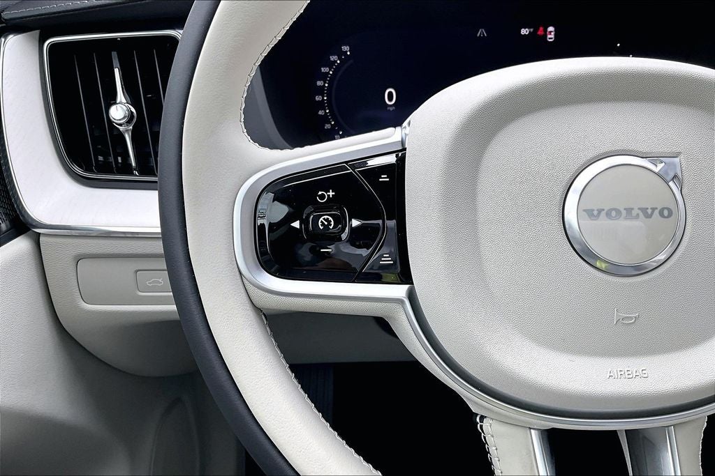 2026 Volvo XC60 Plug-In Hybrid T8 Ultra