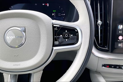 2026 Volvo XC60 Plug-In Hybrid T8 Ultra
