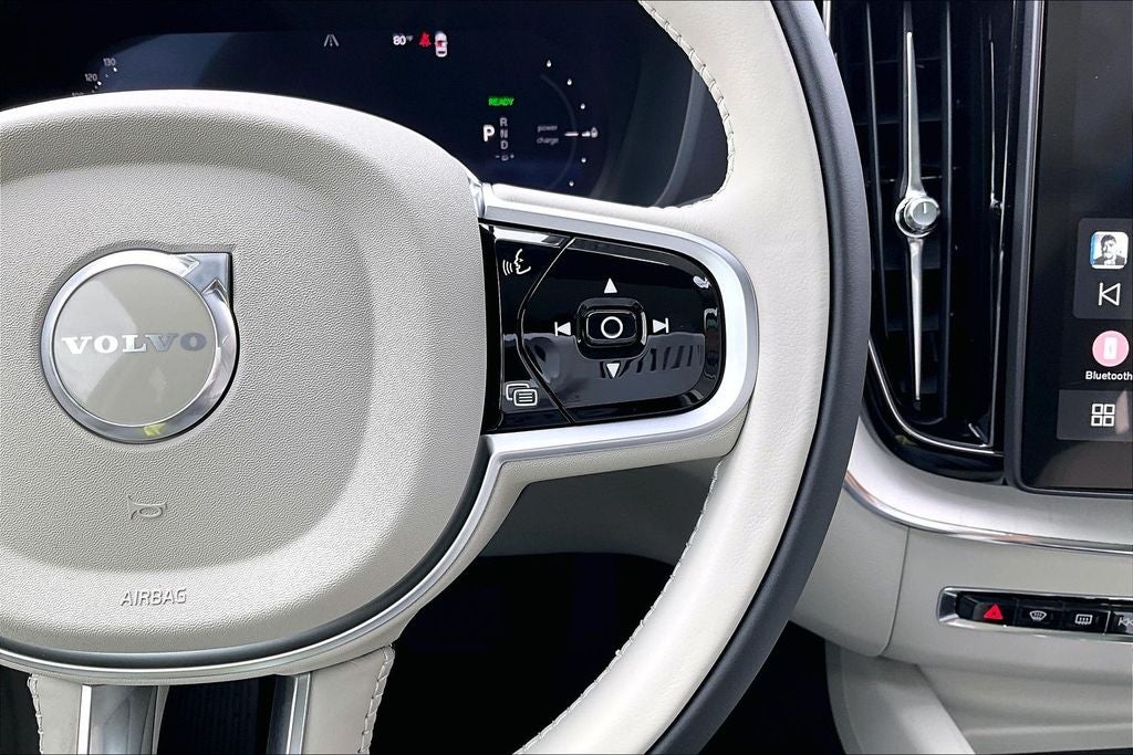2026 Volvo XC60 Plug-In Hybrid T8 Ultra