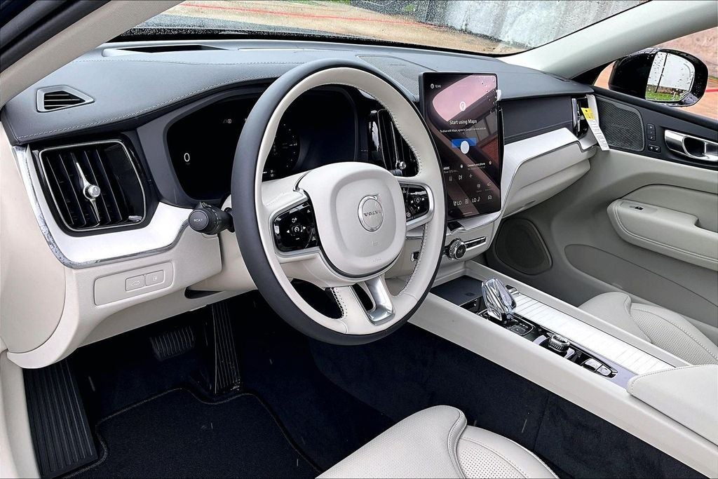 2026 Volvo XC60 Plug-In Hybrid T8 Ultra