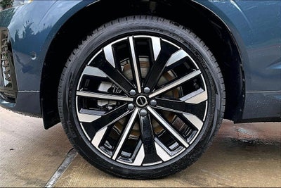 2026 Volvo XC60 Plug-In Hybrid T8 Ultra