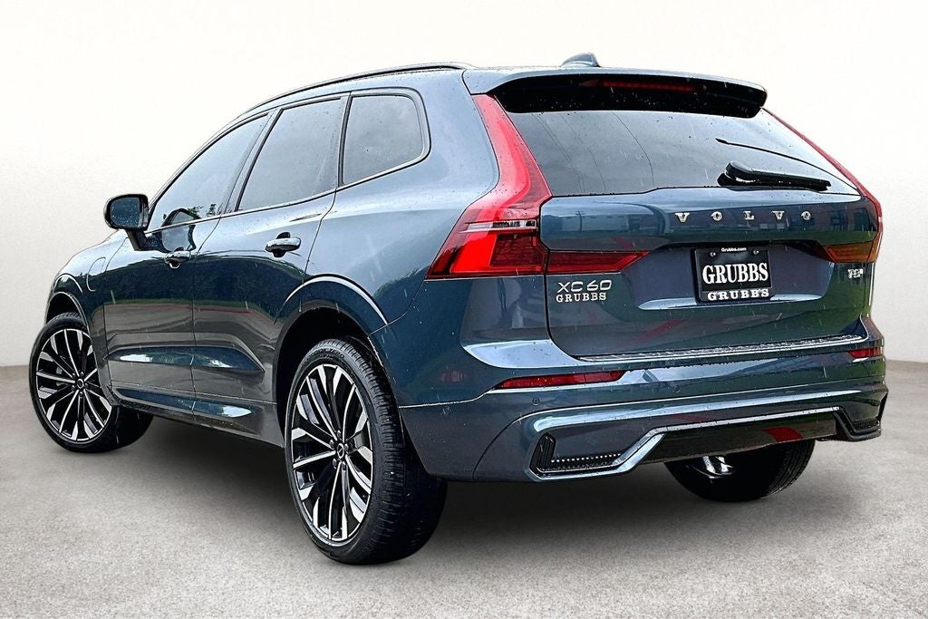 2026 Volvo XC60 Plug-In Hybrid T8 Ultra