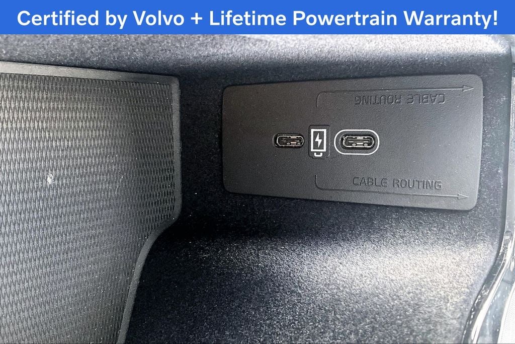 2025 Volvo XC60 Plug-In Hybrid T8 Polestar Engineered