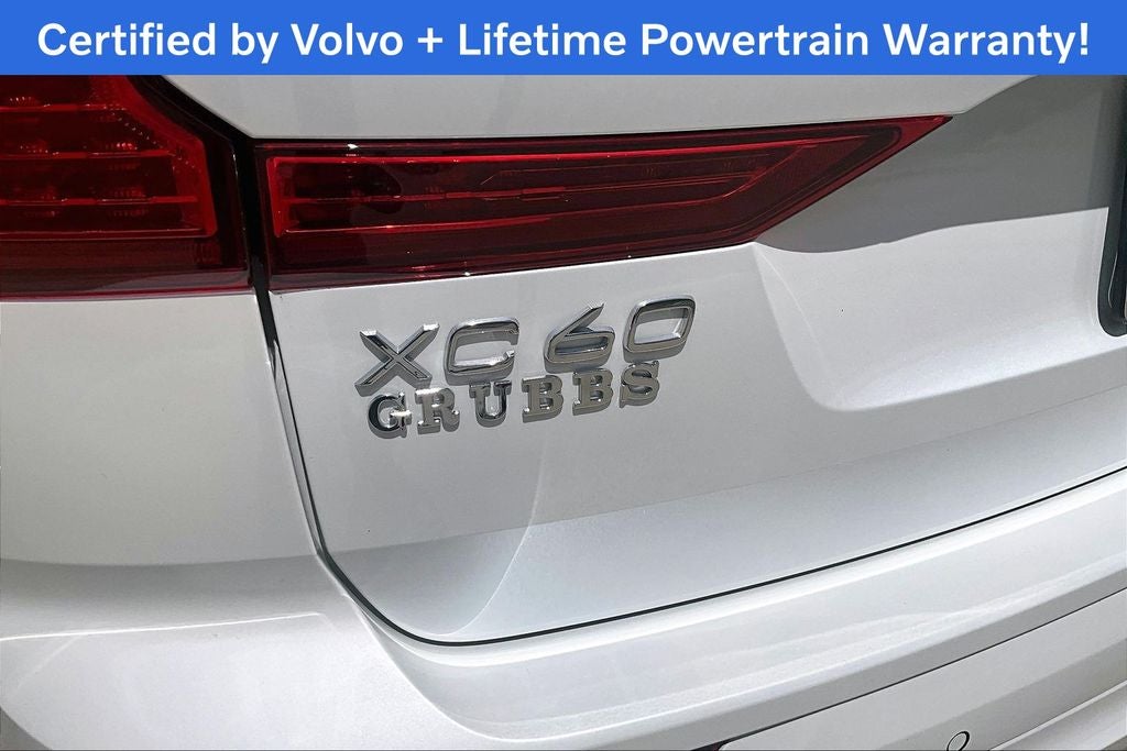 2025 Volvo XC60 Plug-In Hybrid T8 Polestar Engineered