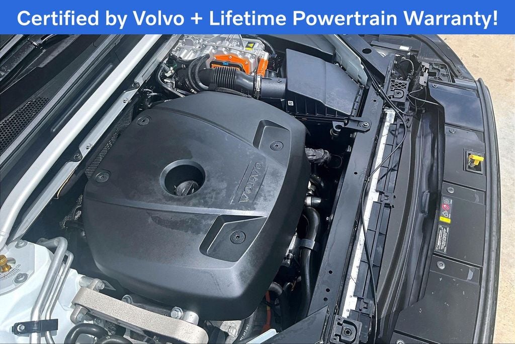 2025 Volvo XC60 Plug-In Hybrid T8 Polestar Engineered