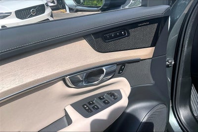 2027 Volvo XC90 Plug-In Hybrid T8 Ultra 6 Passenger