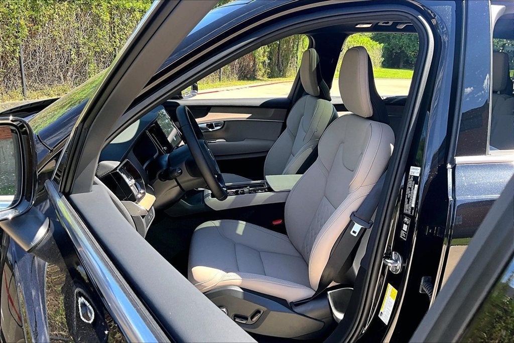 2027 Volvo XC90 Plug-In Hybrid T8 Plus 7 Passenger