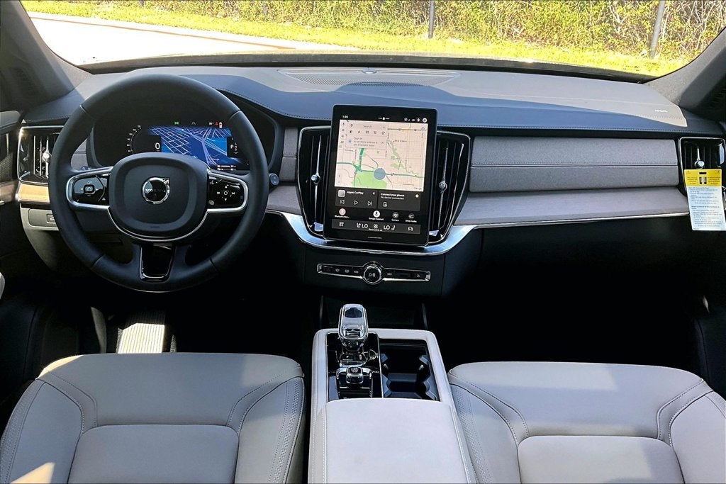 2027 Volvo XC90 Plug-In Hybrid T8 Plus 7 Passenger